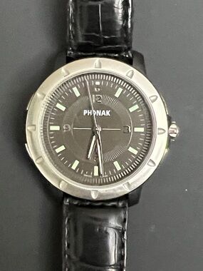 Phones Black Dial Men's Watch with Black Leather Strap